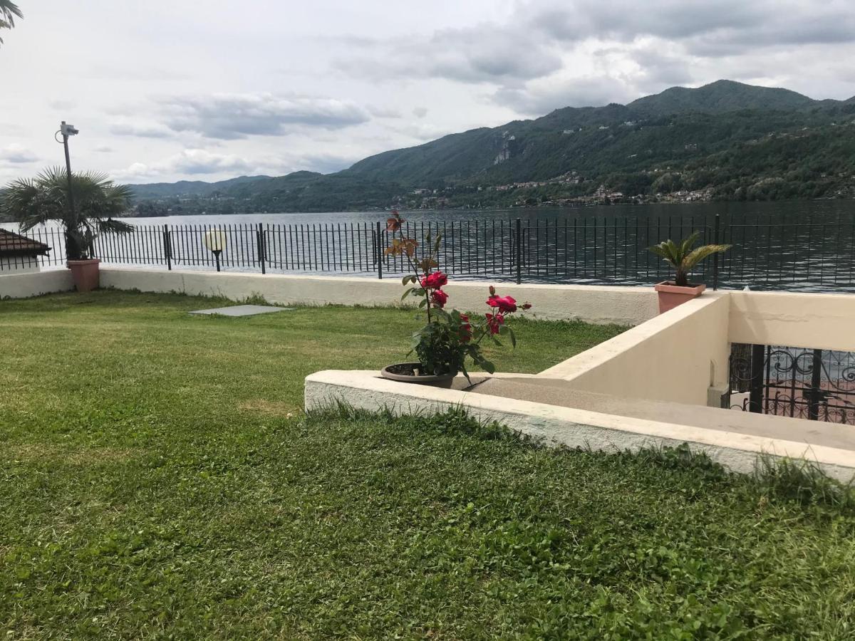 La Playa Cottage Con Spiaggia Privata Pettenasco Luaran gambar