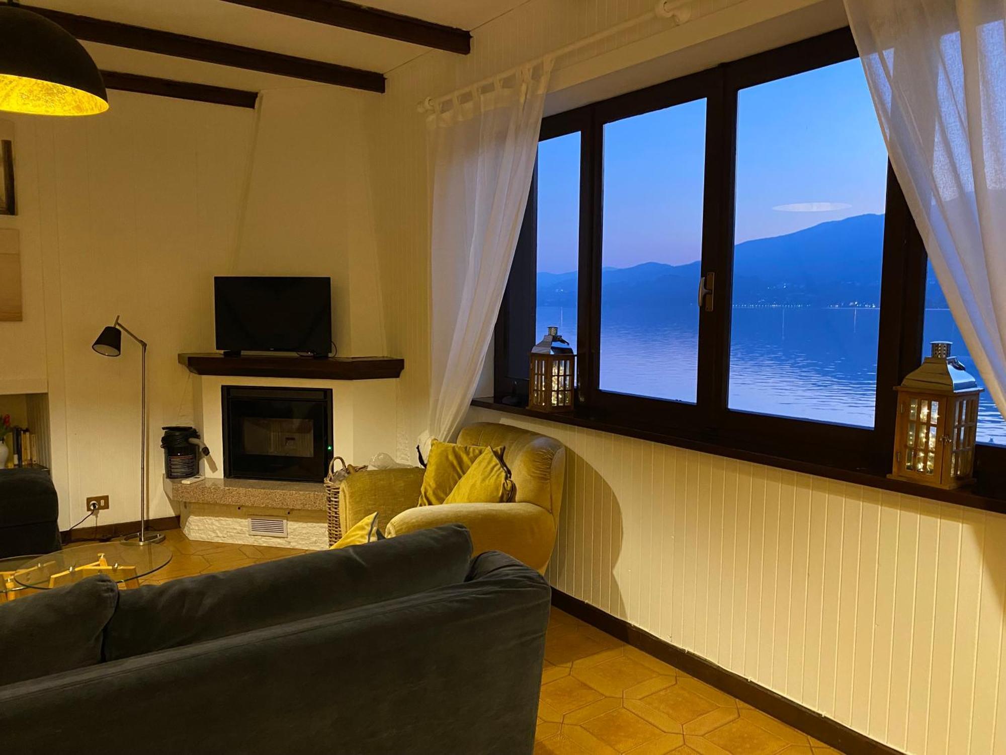 La Playa Cottage Con Spiaggia Privata Pettenasco Luaran gambar